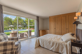 VILLA CONTEMPORAINE DE PRESTIGE